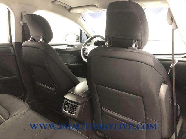 Used Ford Fusion 4dr Sdn SE FWD 2014 | J&M Automotive Sls&Svc LLC. Naugatuck, Connecticut Used Ford Fusion 4dr Sdn SE FWD 2014 | J&M Automotive Sls&Svc LLC. Naugatuck, Connecticut