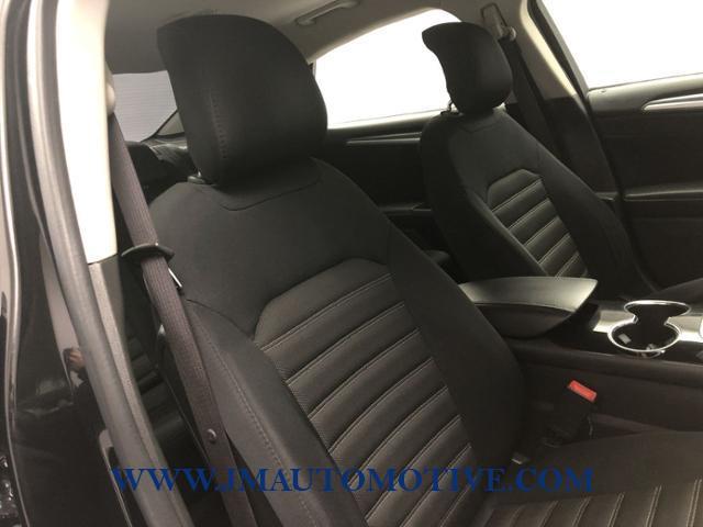 Used Ford Fusion 4dr Sdn SE FWD 2014 | J&M Automotive Sls&Svc LLC. Naugatuck, Connecticut Used Ford Fusion 4dr Sdn SE FWD 2014 | J&M Automotive Sls&Svc LLC. Naugatuck, Connecticut