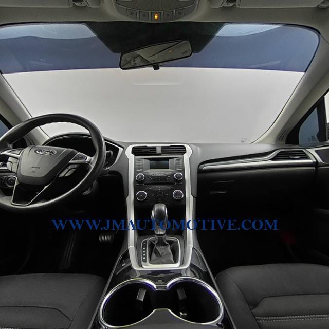 Used Ford Fusion 4dr Sdn SE FWD 2014 | J&M Automotive Sls&Svc LLC. Naugatuck, Connecticut Used Ford Fusion 4dr Sdn SE FWD 2014 | J&M Automotive Sls&Svc LLC. Naugatuck, Connecticut