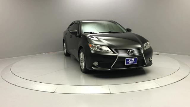 Used Lexus Es 350 4dr Sdn 2014 | J&M Automotive Sls&Svc LLC. Naugatuck, Connecticut Used Lexus Es 350 4dr Sdn 2014 | J&M Automotive Sls&Svc LLC. Naugatuck, Connecticut