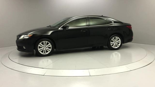 Used Lexus Es 350 4dr Sdn 2014 | J&M Automotive Sls&Svc LLC. Naugatuck, Connecticut Used Lexus Es 350 4dr Sdn 2014 | J&M Automotive Sls&Svc LLC. Naugatuck, Connecticut