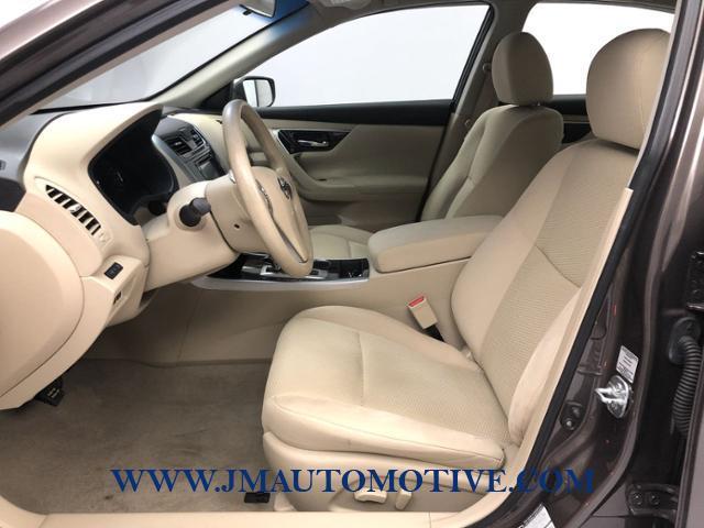 2014 Nissan Altima 4dr Sdn I4 2.5 S, available for sale in Naugatuck, Connecticut | J&M Automotive Sls&Svc LLC. Naugatuck, Connecticut 2014 Nissan Altima 4dr Sdn I4 2.5 S, available for sale in Naugatuck, Connecticut | J&M Automotive Sls&Svc LLC. Naugatuck, Connecticut