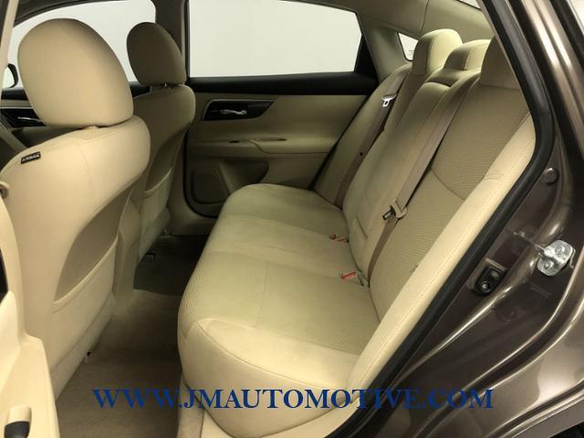 2014 Nissan Altima 4dr Sdn I4 2.5 S, available for sale in Naugatuck, Connecticut | J&M Automotive Sls&Svc LLC. Naugatuck, Connecticut 2014 Nissan Altima 4dr Sdn I4 2.5 S, available for sale in Naugatuck, Connecticut | J&M Automotive Sls&Svc LLC. Naugatuck, Connecticut