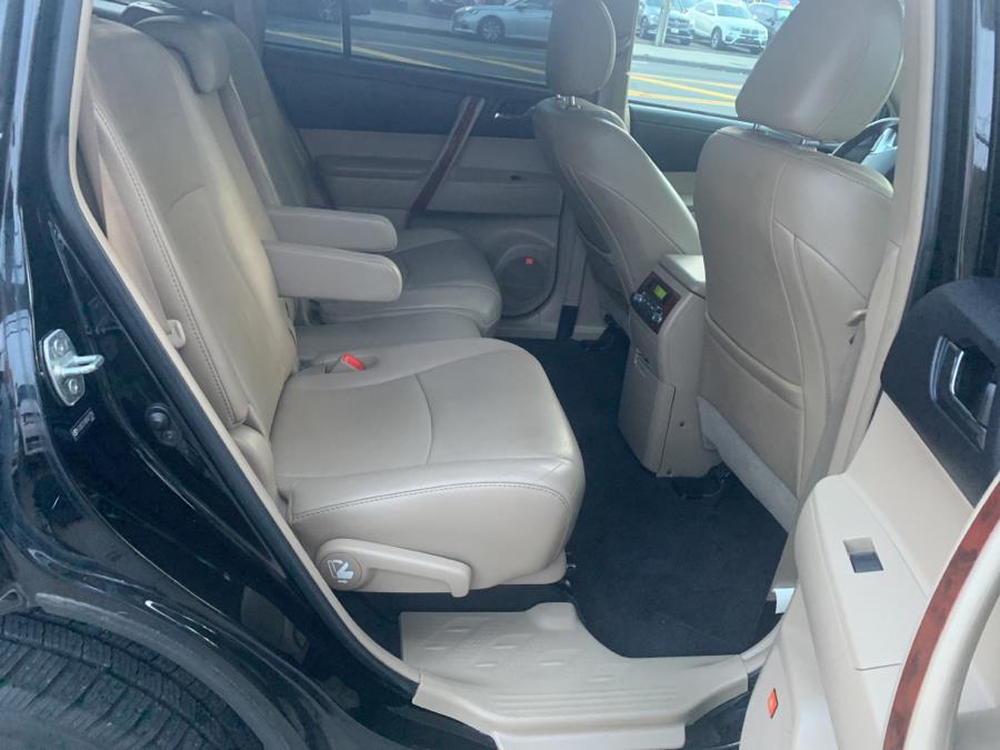 2011 Toyota Highlander 4WD 4dr V6 Limited (Natl), available for sale in Jamaica, New York | Sylhet Motors Inc.. Jamaica, New York 2011 Toyota Highlander 4WD 4dr V6 Limited (Natl), available for sale in Jamaica, New York | Sylhet Motors Inc.. Jamaica, New York