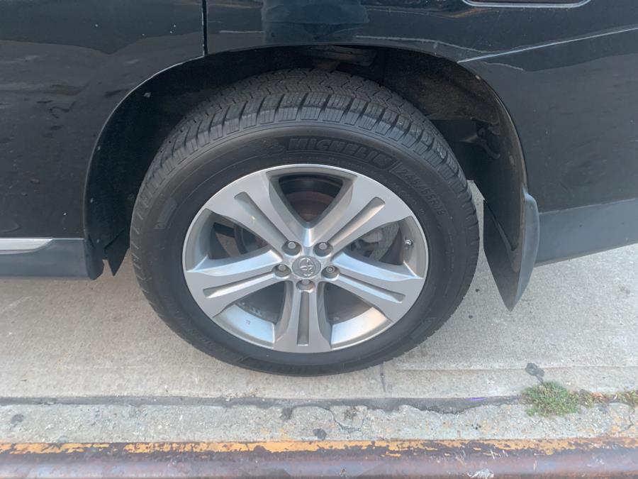 2011 Toyota Highlander 4WD 4dr V6 Limited (Natl), available for sale in Jamaica, New York | Sylhet Motors Inc.. Jamaica, New York 2011 Toyota Highlander 4WD 4dr V6 Limited (Natl), available for sale in Jamaica, New York | Sylhet Motors Inc.. Jamaica, New York