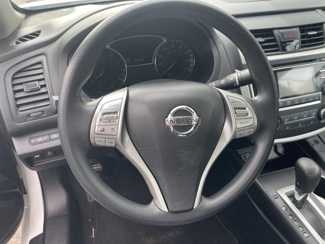 Used Nissan Altima 2.5 2016 | Hillside Auto Outlet. Jamaica, New York Used Nissan Altima 2.5 2016 | Hillside Auto Outlet. Jamaica, New York