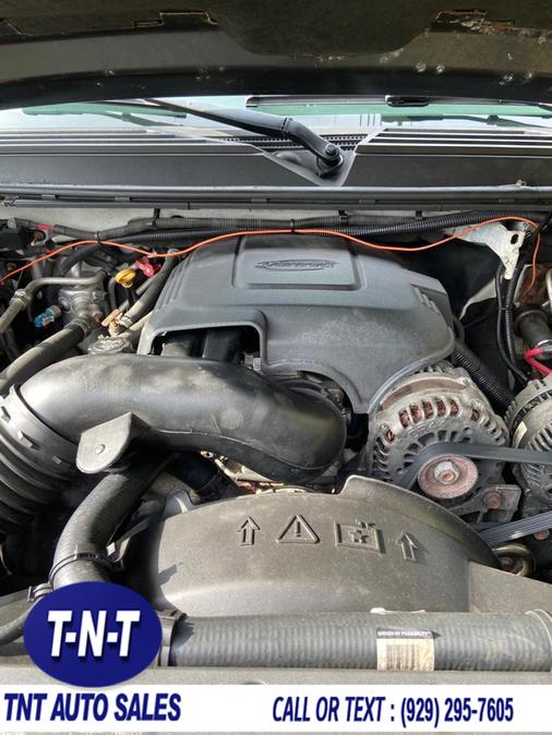 2007 Chevrolet Suburban 2WD 4dr 2500 LS, available for sale in Bronx, New York | TNT Auto Sales USA inc. Bronx, New York 2007 Chevrolet Suburban 2WD 4dr 2500 LS, available for sale in Bronx, New York | TNT Auto Sales USA inc. Bronx, New York