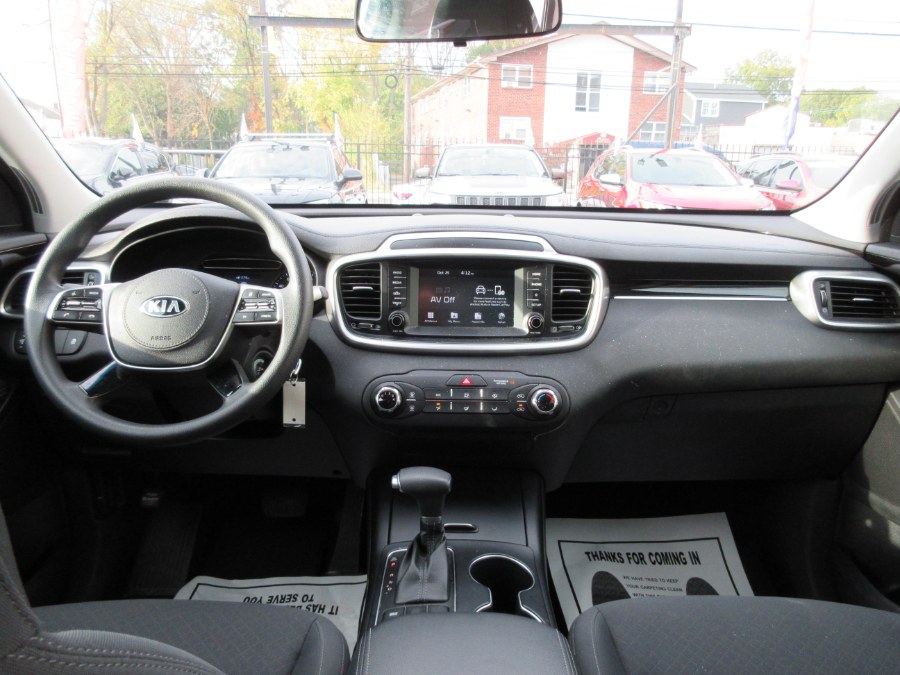 Used Kia Sorento LX V6 FWD 2020 | Route 27 Auto Mall. Linden, New Jersey Used Kia Sorento LX V6 FWD 2020 | Route 27 Auto Mall. Linden, New Jersey