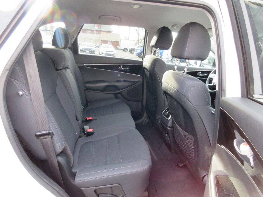 Used Kia Sorento LX V6 FWD 2020 | Route 27 Auto Mall. Linden, New Jersey Used Kia Sorento LX V6 FWD 2020 | Route 27 Auto Mall. Linden, New Jersey