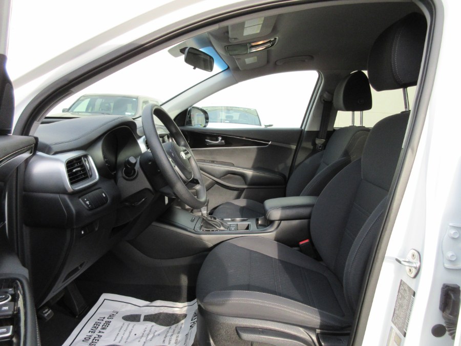 Used Kia Sorento LX V6 FWD 2020 | Route 27 Auto Mall. Linden, New Jersey Used Kia Sorento LX V6 FWD 2020 | Route 27 Auto Mall. Linden, New Jersey