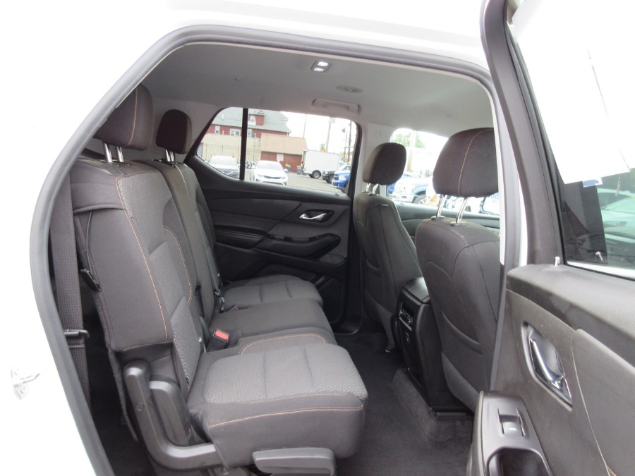 Used Chevrolet Traverse FWD 4dr LS w/1LS 2019 | Route 27 Auto Mall. Linden, New Jersey Used Chevrolet Traverse FWD 4dr LS w/1LS 2019 | Route 27 Auto Mall. Linden, New Jersey