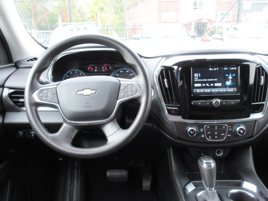 Used Chevrolet Traverse FWD 4dr LS w/1LS 2019 | Route 27 Auto Mall. Linden, New Jersey Used Chevrolet Traverse FWD 4dr LS w/1LS 2019 | Route 27 Auto Mall. Linden, New Jersey