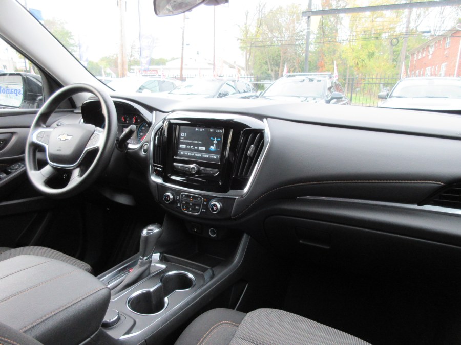 Used Chevrolet Traverse FWD 4dr LS w/1LS 2019 | Route 27 Auto Mall. Linden, New Jersey Used Chevrolet Traverse FWD 4dr LS w/1LS 2019 | Route 27 Auto Mall. Linden, New Jersey