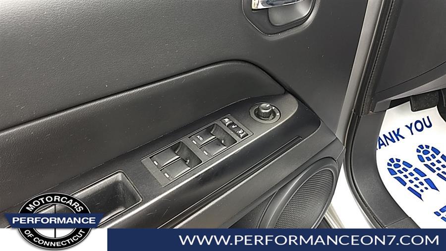 Used Jeep Patriot FWD 4dr Sport 2016 | Performance Motor Cars Of Connecticut LLC. Wilton, Connecticut Used Jeep Patriot FWD 4dr Sport 2016 | Performance Motor Cars Of Connecticut LLC. Wilton, Connecticut