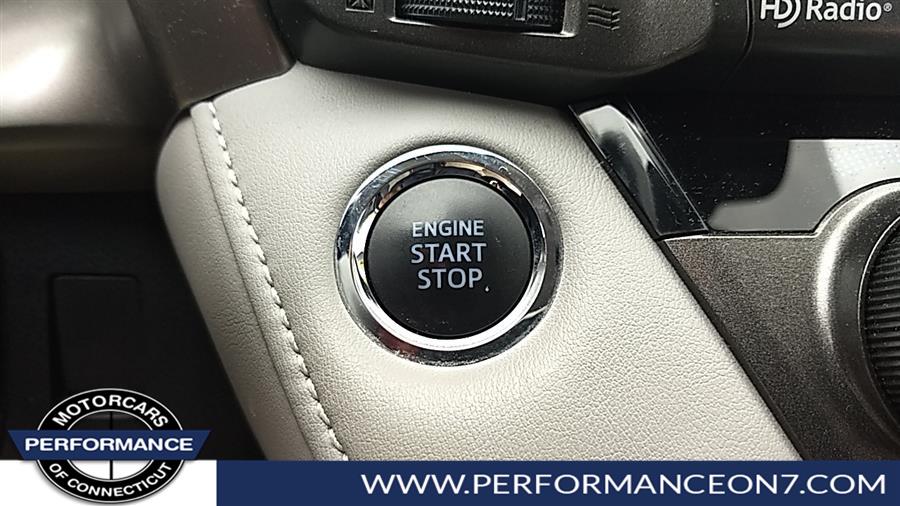 Used Toyota RAV4 AWD 4dr Limited (Natl) 2015 | Performance Motor Cars Of Connecticut LLC. Wilton, Connecticut Used Toyota RAV4 AWD 4dr Limited (Natl) 2015 | Performance Motor Cars Of Connecticut LLC. Wilton, Connecticut