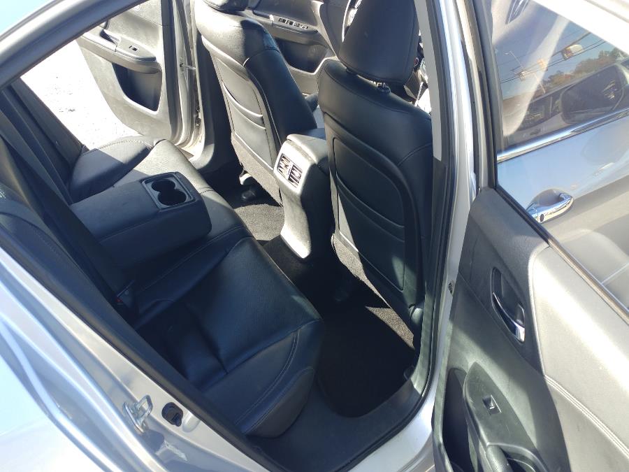 2013 Honda Accord Sdn 4dr I4 CVT EX-L w/Navi, available for sale in Chicopee, Massachusetts | Matts Auto Mall LLC. Chicopee, Massachusetts 2013 Honda Accord Sdn 4dr I4 CVT EX-L w/Navi, available for sale in Chicopee, Massachusetts | Matts Auto Mall LLC. Chicopee, Massachusetts