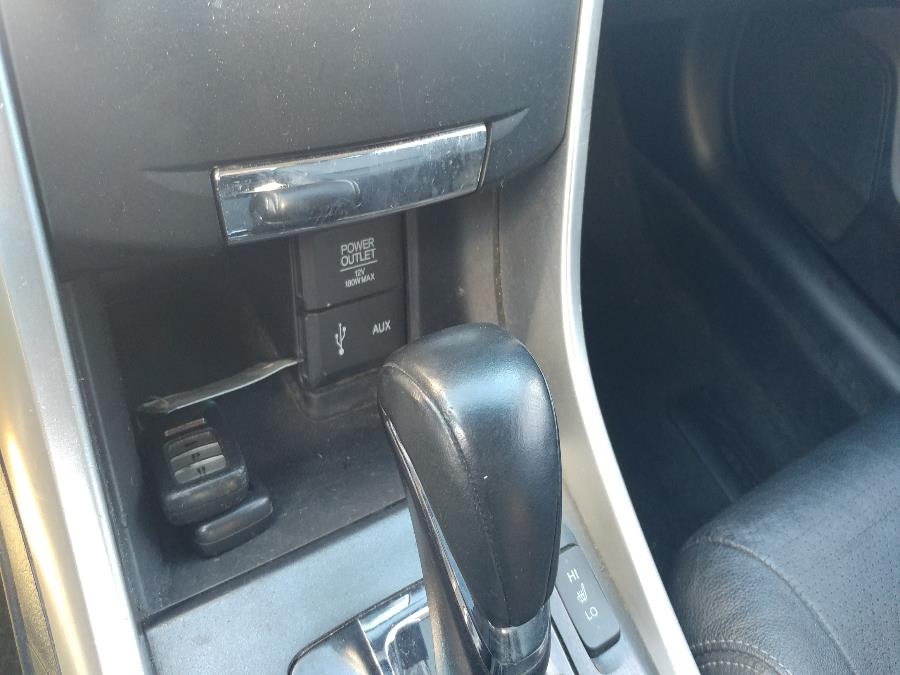 2013 Honda Accord Sdn 4dr I4 CVT EX-L w/Navi, available for sale in Chicopee, Massachusetts | Matts Auto Mall LLC. Chicopee, Massachusetts 2013 Honda Accord Sdn 4dr I4 CVT EX-L w/Navi, available for sale in Chicopee, Massachusetts | Matts Auto Mall LLC. Chicopee, Massachusetts