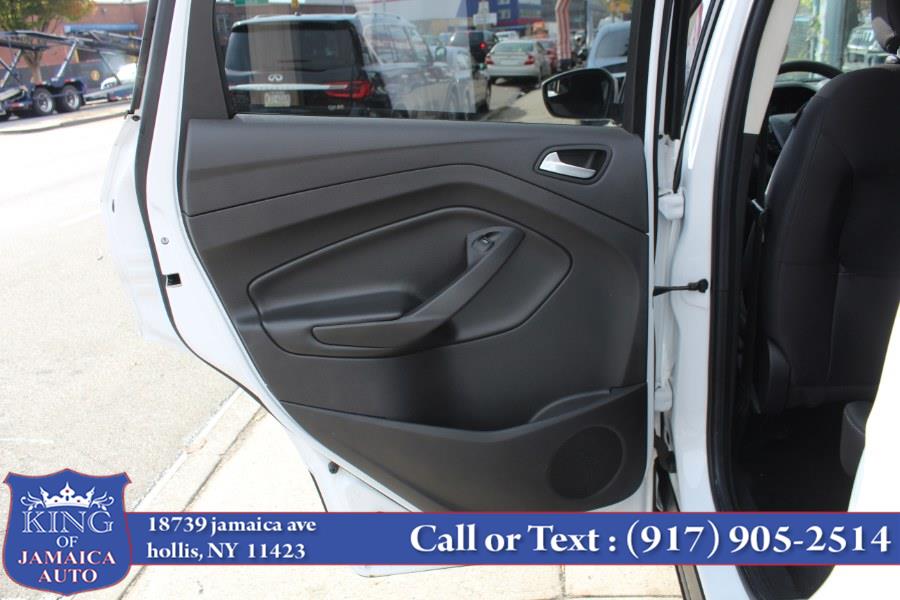 2018 Ford Escape SE 4WD, available for sale in Hollis, New York | King of Jamaica Auto Inc. Hollis, New York 2018 Ford Escape SE 4WD, available for sale in Hollis, New York | King of Jamaica Auto Inc. Hollis, New York