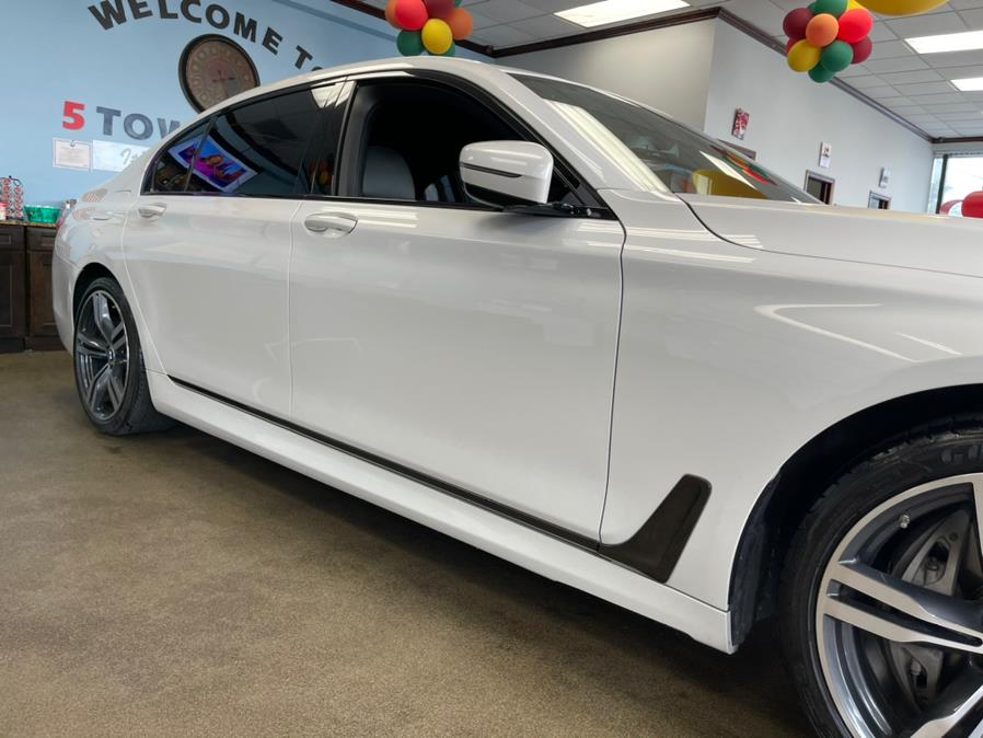 Used BMW 7 Series M/PKG 750i Sedan 2019 | 5 Towns Drive. Inwood, New York Used BMW 7 Series M/PKG 750i Sedan 2019 | 5 Towns Drive. Inwood, New York