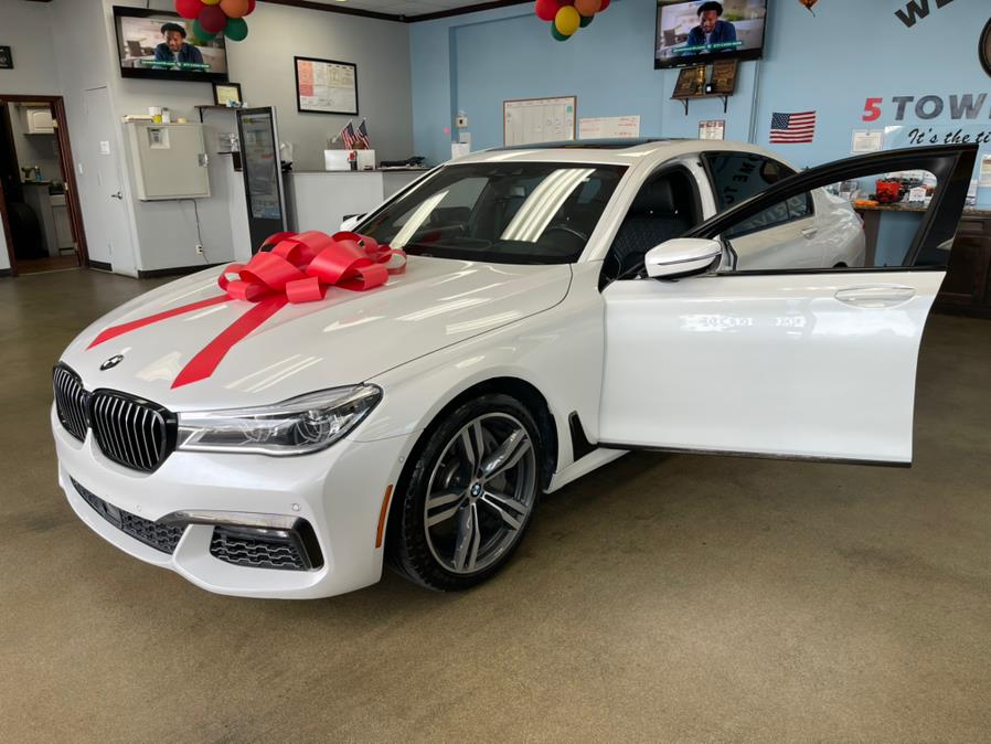 Used BMW 7 Series M/PKG 750i Sedan 2019 | 5 Towns Drive. Inwood, New York Used BMW 7 Series M/PKG 750i Sedan 2019 | 5 Towns Drive. Inwood, New York