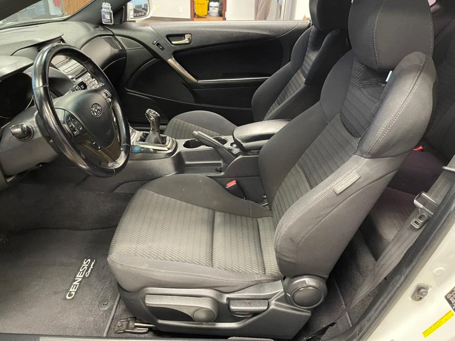 Used Hyundai Genesis Coupe 2dr I4 2.0T Man 2013 | 5 Towns Drive. Inwood, New York Used Hyundai Genesis Coupe 2dr I4 2.0T Man 2013 | 5 Towns Drive. Inwood, New York
