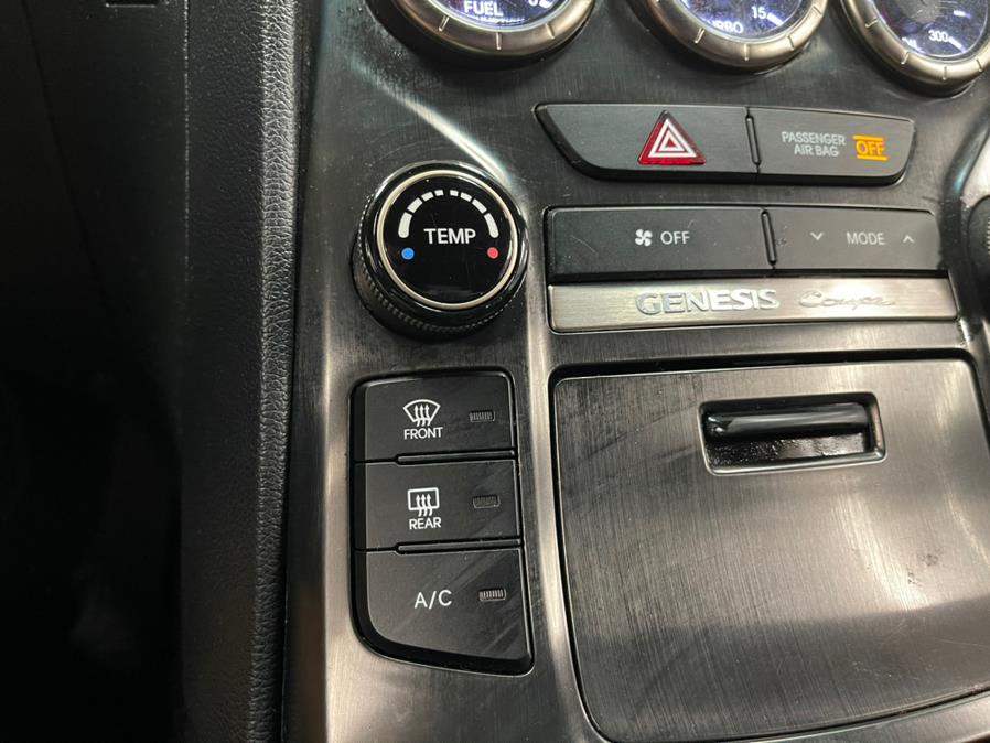 Used Hyundai Genesis Coupe 2dr I4 2.0T Man 2013 | 5 Towns Drive. Inwood, New York Used Hyundai Genesis Coupe 2dr I4 2.0T Man 2013 | 5 Towns Drive. Inwood, New York