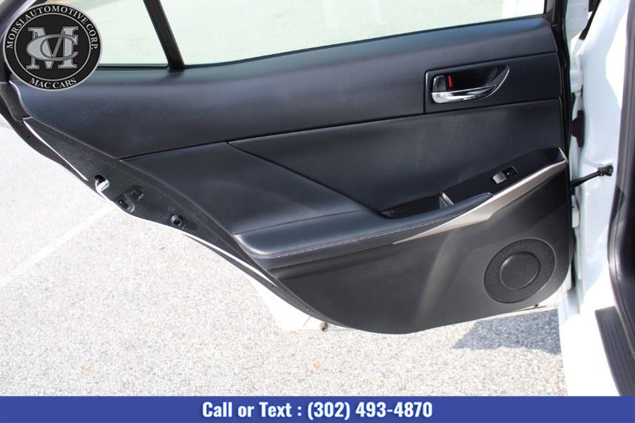 Used Lexus IS 250 4dr Sport Sdn AWD 2015 | Morsi Automotive Corp. New Castle, Delaware Used Lexus IS 250 4dr Sport Sdn AWD 2015 | Morsi Automotive Corp. New Castle, Delaware