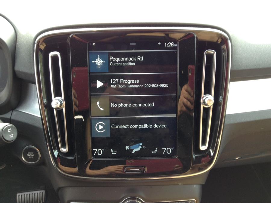 2019 Volvo XC40 T5 AWD Momentum, available for sale in Groton, Connecticut | Eurocars Plus. Groton, Connecticut 2019 Volvo XC40 T5 AWD Momentum, available for sale in Groton, Connecticut | Eurocars Plus. Groton, Connecticut