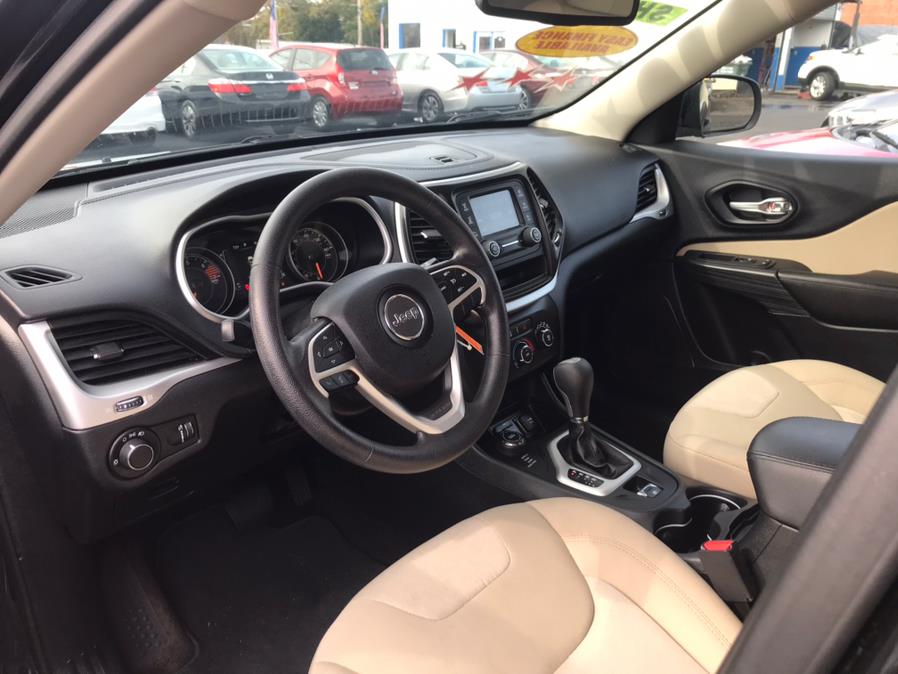 2016 Jeep Cherokee 4WD 4dr Sport, available for sale in Bridgeport, Connecticut | Affordable Motors Inc. Bridgeport, Connecticut 2016 Jeep Cherokee 4WD 4dr Sport, available for sale in Bridgeport, Connecticut | Affordable Motors Inc. Bridgeport, Connecticut