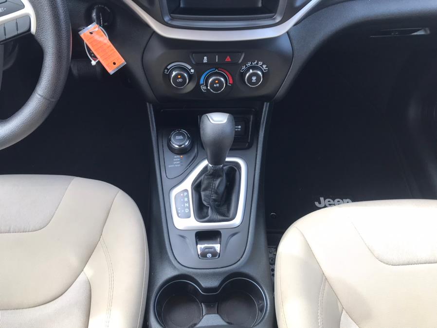 2016 Jeep Cherokee 4WD 4dr Sport, available for sale in Bridgeport, Connecticut | Affordable Motors Inc. Bridgeport, Connecticut 2016 Jeep Cherokee 4WD 4dr Sport, available for sale in Bridgeport, Connecticut | Affordable Motors Inc. Bridgeport, Connecticut