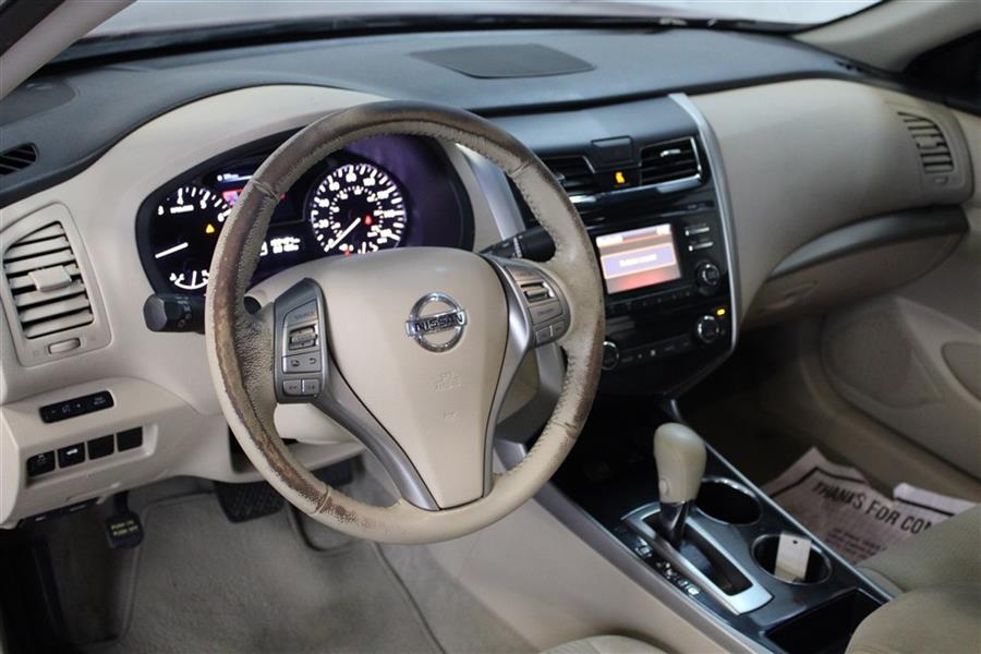Used Nissan Altima 2.5 2014 | Fast Track Motors. Paterson, New Jersey Used Nissan Altima 2.5 2014 | Fast Track Motors. Paterson, New Jersey