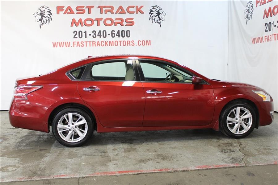 Used Nissan Altima 2.5 2014 | Fast Track Motors. Paterson, New Jersey Used Nissan Altima 2.5 2014 | Fast Track Motors. Paterson, New Jersey