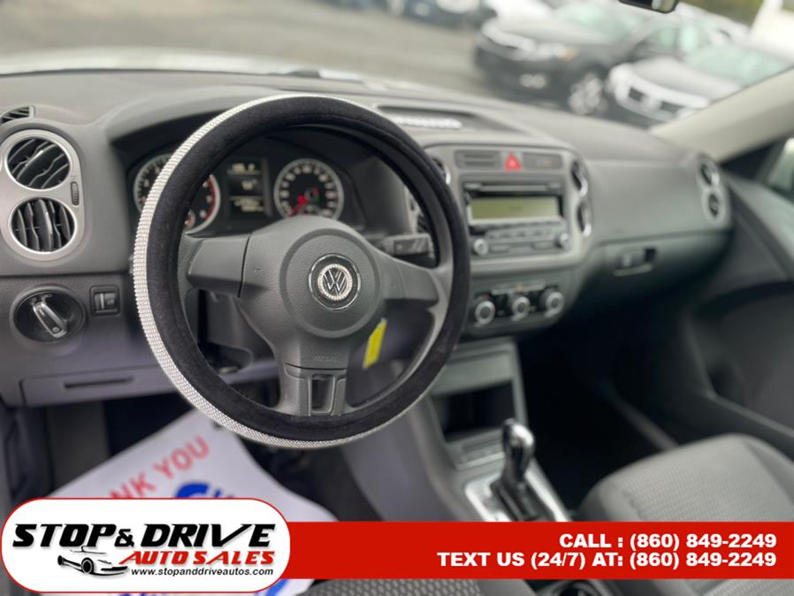 2011 Volkswagen Tiguan 4WD 4dr S 4Motion, available for sale in East Windsor, Connecticut | Stop & Drive Auto Sales. East Windsor, Connecticut 2011 Volkswagen Tiguan 4WD 4dr S 4Motion, available for sale in East Windsor, Connecticut | Stop & Drive Auto Sales. East Windsor, Connecticut