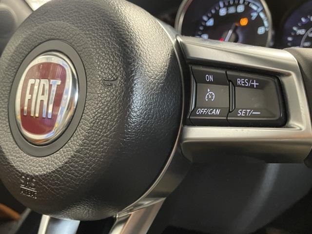 Used Fiat 124 Spider Lusso 2017 | Blasius Federal Road. Brookfield, Connecticut Used Fiat 124 Spider Lusso 2017 | Blasius Federal Road. Brookfield, Connecticut