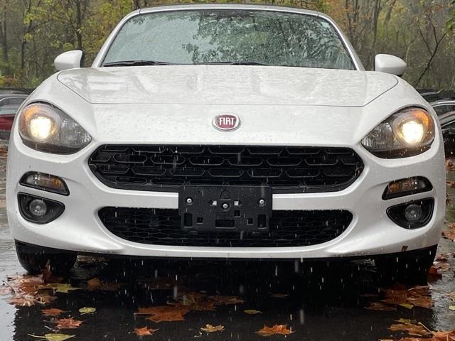 Used Fiat 124 Spider Lusso 2017 | Blasius Federal Road. Brookfield, Connecticut Used Fiat 124 Spider Lusso 2017 | Blasius Federal Road. Brookfield, Connecticut