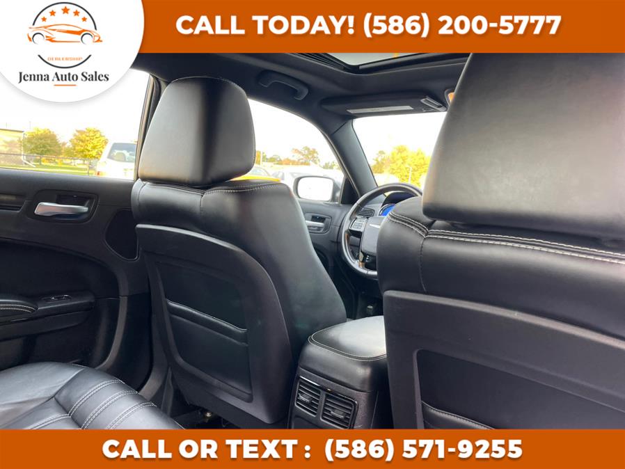 Used Chrysler 300 4dr Sdn 300S AWD 2014 | Jenna Auto Sale Inc. Roseville, Michigan Used Chrysler 300 4dr Sdn 300S AWD 2014 | Jenna Auto Sale Inc. Roseville, Michigan
