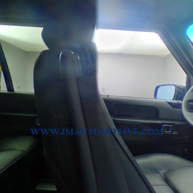 Used Land Rover Range Rover 4WD 4dr HSE 2012 | J&M Automotive Sls&Svc LLC. Naugatuck, Connecticut Used Land Rover Range Rover 4WD 4dr HSE 2012 | J&M Automotive Sls&Svc LLC. Naugatuck, Connecticut