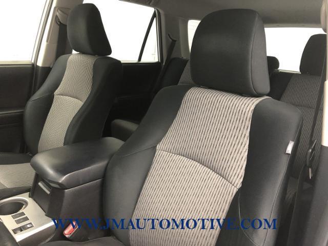 2014 Toyota 4runner 4WD 4dr V6 SR5, available for sale in Naugatuck, Connecticut | J&M Automotive Sls&Svc LLC. Naugatuck, Connecticut 2014 Toyota 4runner 4WD 4dr V6 SR5, available for sale in Naugatuck, Connecticut | J&M Automotive Sls&Svc LLC. Naugatuck, Connecticut
