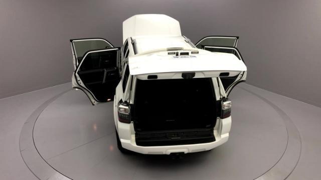 2014 Toyota 4runner 4WD 4dr V6 SR5, available for sale in Naugatuck, Connecticut | J&M Automotive Sls&Svc LLC. Naugatuck, Connecticut 2014 Toyota 4runner 4WD 4dr V6 SR5, available for sale in Naugatuck, Connecticut | J&M Automotive Sls&Svc LLC. Naugatuck, Connecticut