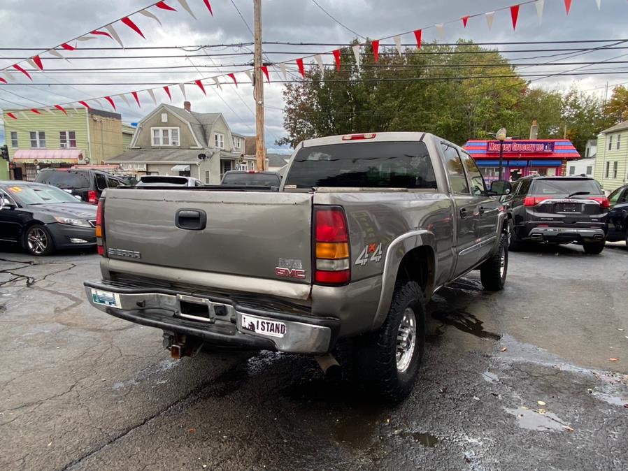 Used GMC Sierra 2500HD Crew Cab 153" WB 4WD SLE1 2006 | CT Auto. Bridgeport, Connecticut Used GMC Sierra 2500HD Crew Cab 153" WB 4WD SLE1 2006 | CT Auto. Bridgeport, Connecticut