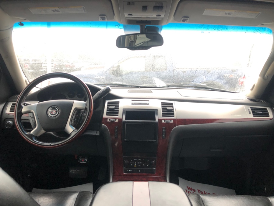 Used Cadillac Escalade ESV AWD 4dr 2007 | Marsh Auto Sales LLC. Ortonville, Michigan Used Cadillac Escalade ESV AWD 4dr 2007 | Marsh Auto Sales LLC. Ortonville, Michigan
