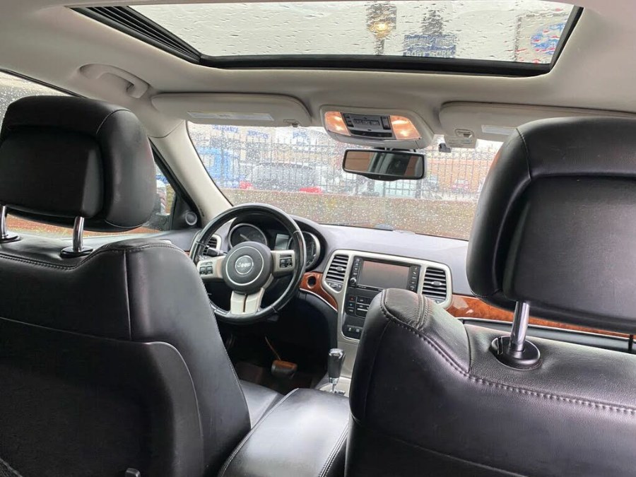 Used Jeep Grand Cherokee 4WD 4dr Limited 2012 | Motorcars of Boston. Newton, Massachusetts Used Jeep Grand Cherokee 4WD 4dr Limited 2012 | Motorcars of Boston. Newton, Massachusetts