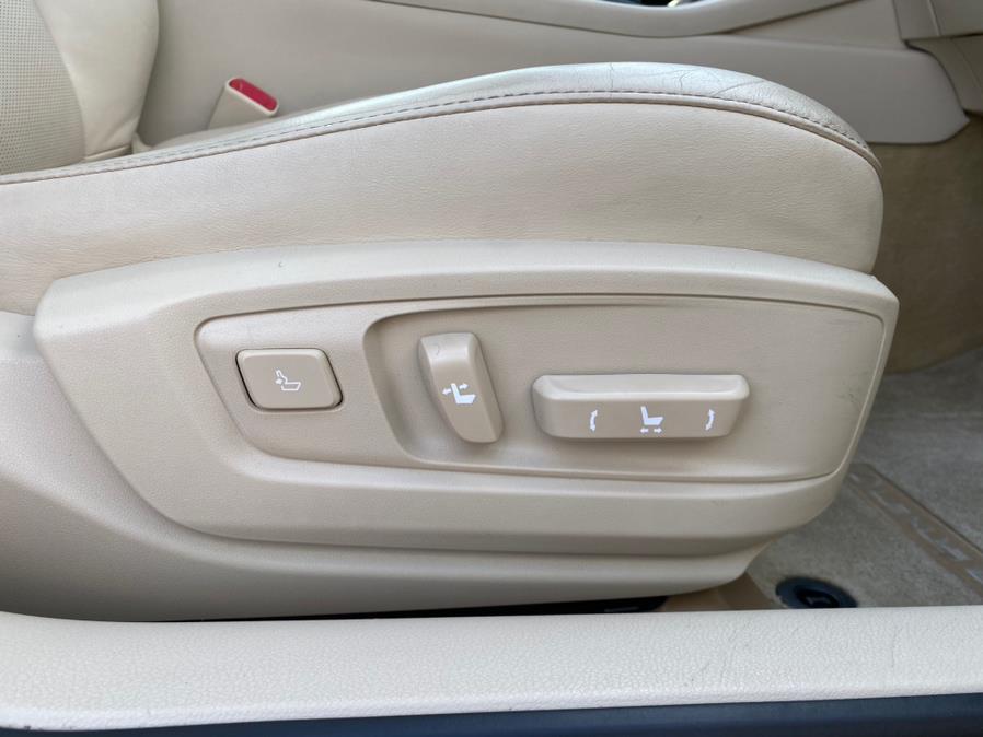 Used Lexus ES 300h 4dr Sdn Hybrid 2014 | European Auto Expo. Lodi, New Jersey Used Lexus ES 300h 4dr Sdn Hybrid 2014 | European Auto Expo. Lodi, New Jersey