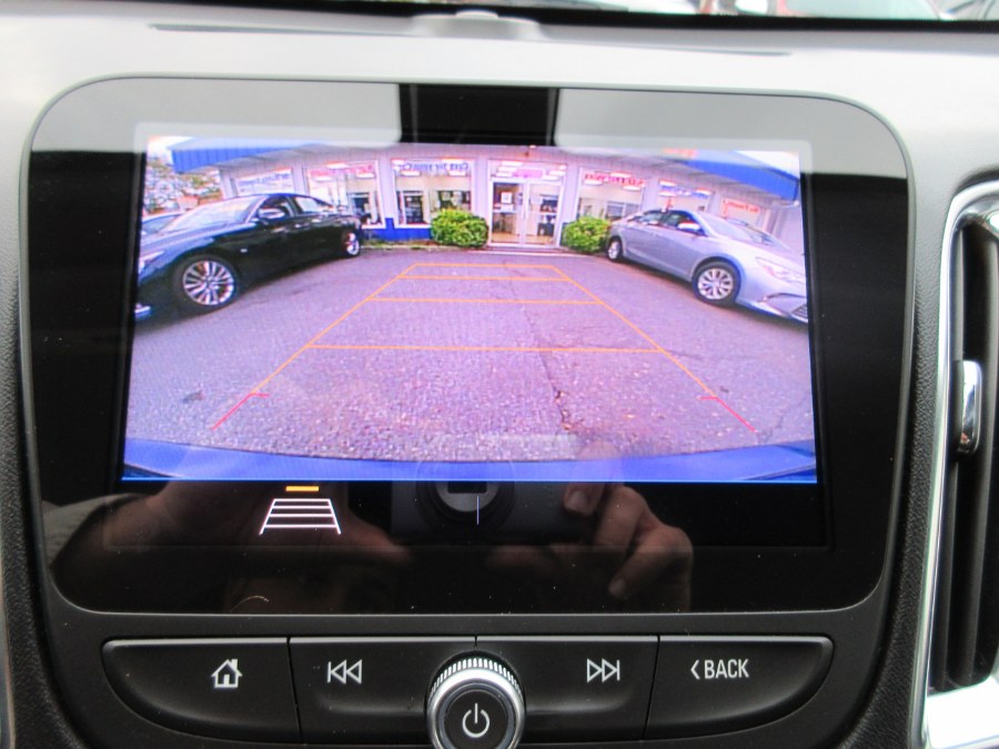 2019 Chevrolet Malibu 4dr Sdn LT w/1LT, available for sale in Linden, New Jersey | Route 27 Auto Mall. Linden, New Jersey 2019 Chevrolet Malibu 4dr Sdn LT w/1LT, available for sale in Linden, New Jersey | Route 27 Auto Mall. Linden, New Jersey
