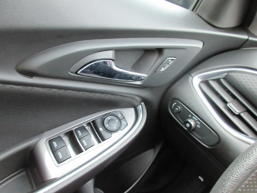 2019 Chevrolet Malibu 4dr Sdn LT w/1LT, available for sale in Linden, New Jersey | Route 27 Auto Mall. Linden, New Jersey 2019 Chevrolet Malibu 4dr Sdn LT w/1LT, available for sale in Linden, New Jersey | Route 27 Auto Mall. Linden, New Jersey