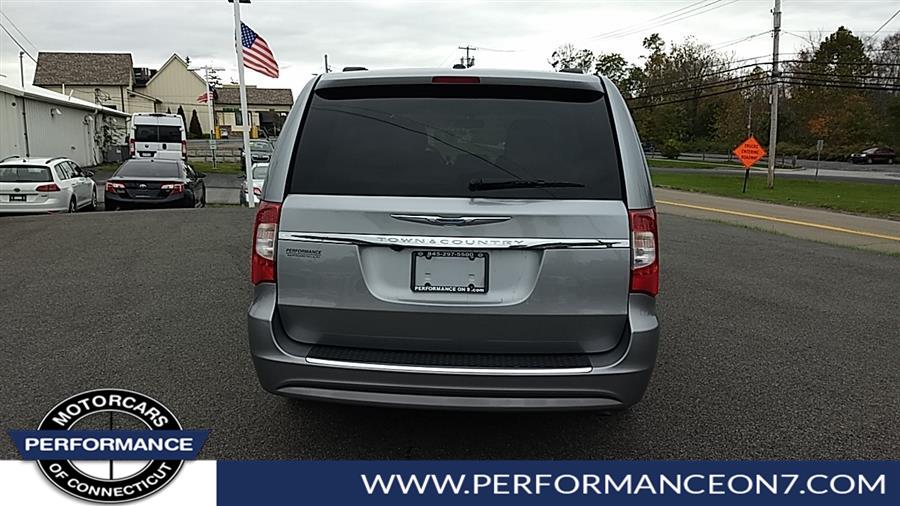 2013 Chrysler Town & Country 4dr Wgn Touring, available for sale in Wilton, Connecticut | Performance Motor Cars Of Connecticut LLC. Wilton, Connecticut 2013 Chrysler Town & Country 4dr Wgn Touring, available for sale in Wilton, Connecticut | Performance Motor Cars Of Connecticut LLC. Wilton, Connecticut