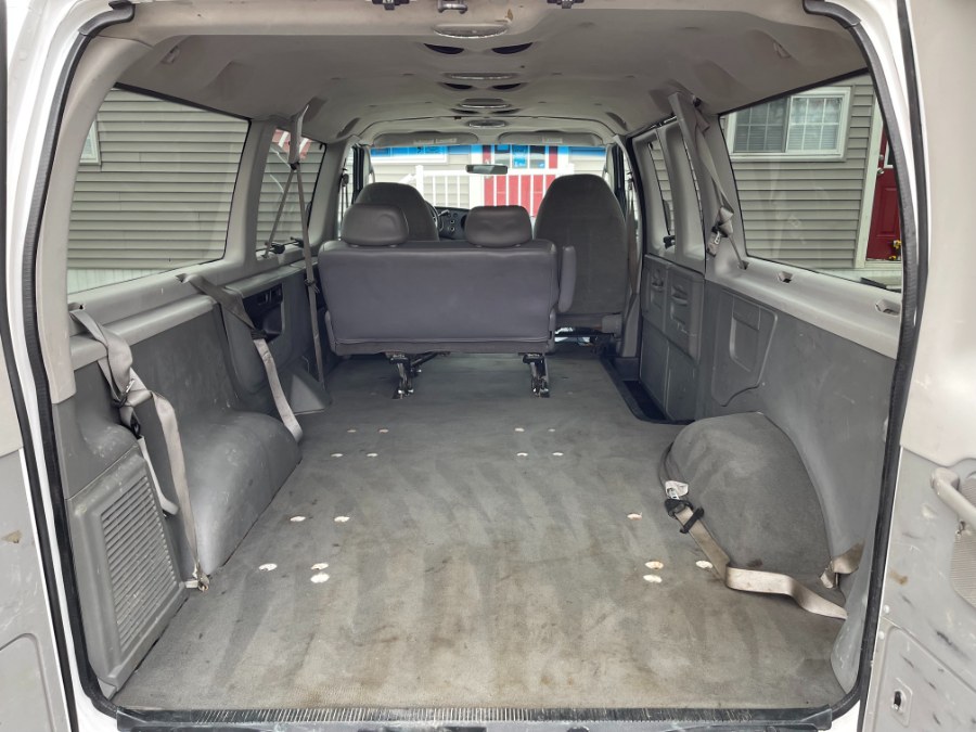 2008 Ford Econoline Wagon E-350 Super Duty XLT, available for sale in Paterson, New Jersey | DZ Automall. Paterson, New Jersey 2008 Ford Econoline Wagon E-350 Super Duty XLT, available for sale in Paterson, New Jersey | DZ Automall. Paterson, New Jersey