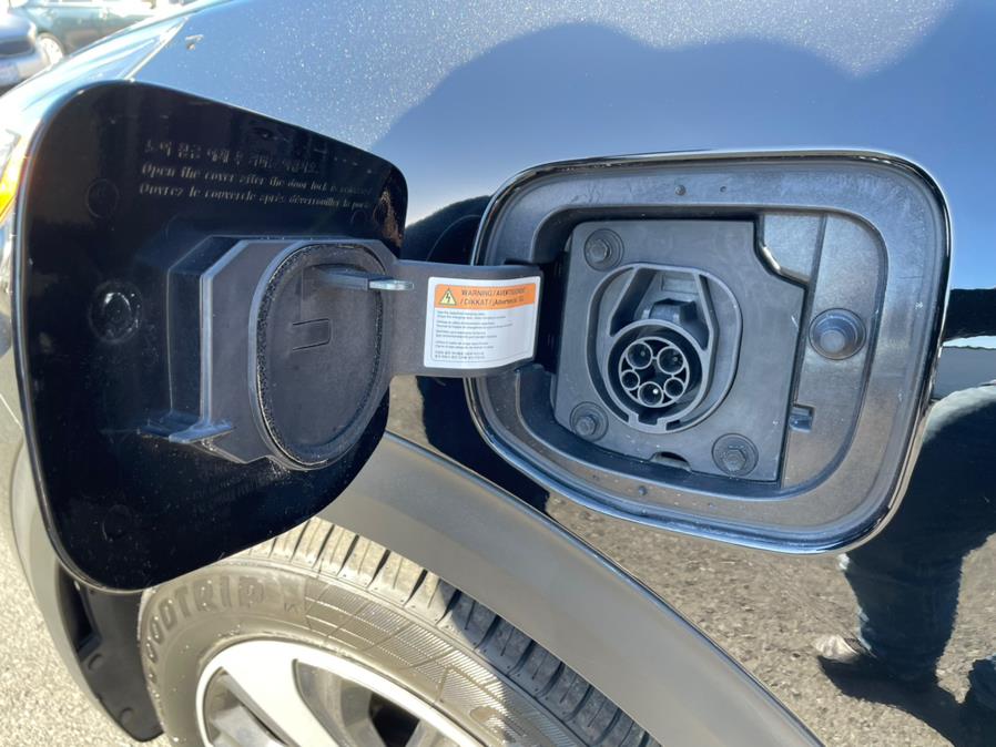 Used Kia Niro Plug-In Hybrid EX Premium 2019 | Green Light Auto Wholesale. Daly City, California Used Kia Niro Plug-In Hybrid EX Premium 2019 | Green Light Auto Wholesale. Daly City, California