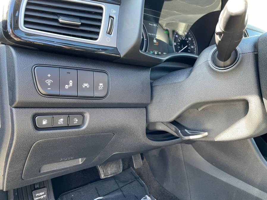 Used Kia Niro Plug-In Hybrid EX Premium 2019 | Green Light Auto Wholesale. Daly City, California Used Kia Niro Plug-In Hybrid EX Premium 2019 | Green Light Auto Wholesale. Daly City, California
