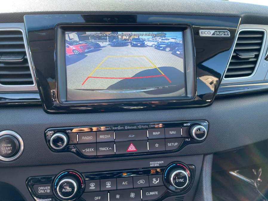 Used Kia Niro Plug-In Hybrid EX Premium 2019 | Green Light Auto Wholesale. Daly City, California Used Kia Niro Plug-In Hybrid EX Premium 2019 | Green Light Auto Wholesale. Daly City, California